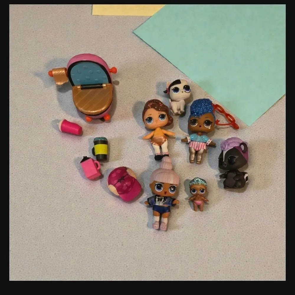L.O.L. Surprise! Glittery Doll Set with Purple Handle